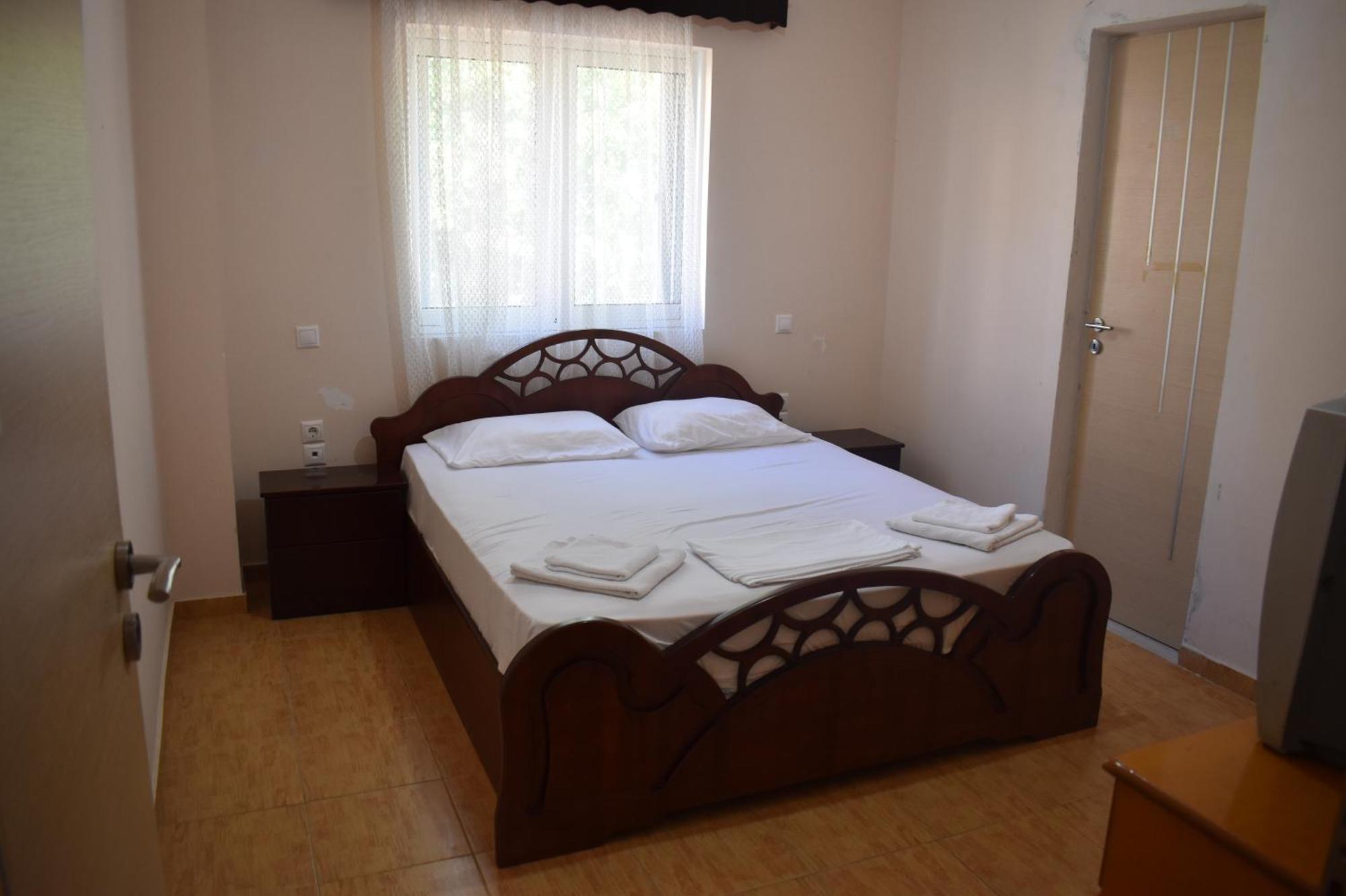 Anastasias Apartments Sarandë Buitenkant foto